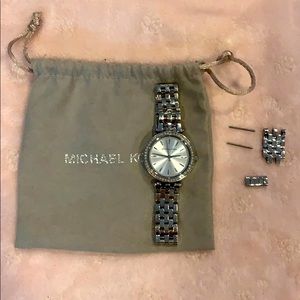 Beautiful MK Watch!💘